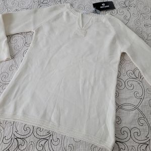 NWT HIIStandd Sweater